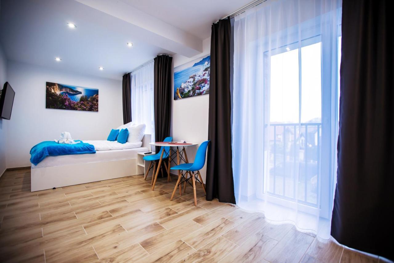 Adonis Apartments Swinoujscie Bagian luar foto
